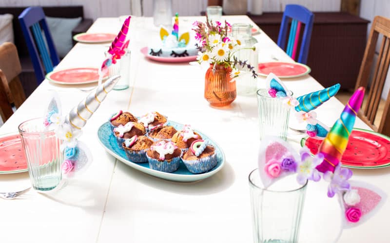 Deko für die Einhorn-Party: Kuchen & Tischdeko