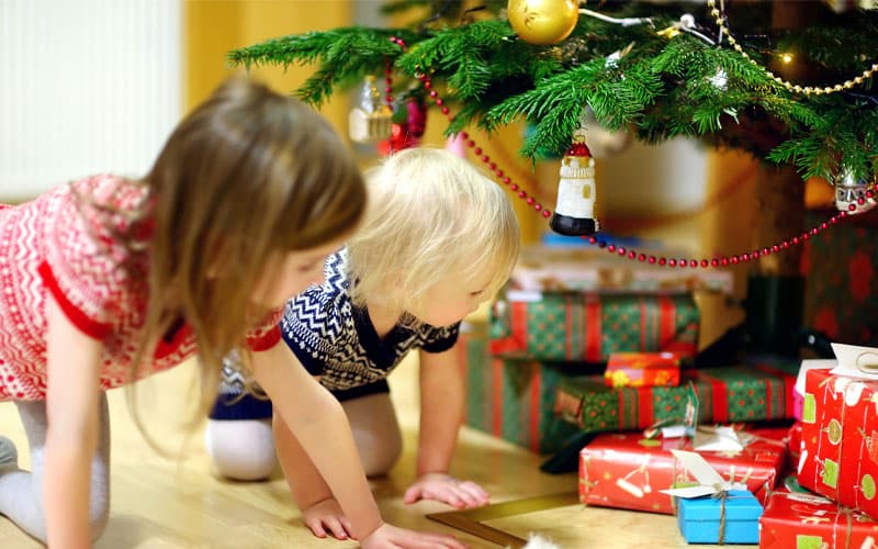 Weihnachten mit Kindern feiern: Basteln, Spiele & Ideen für Heiligabend mit Familie