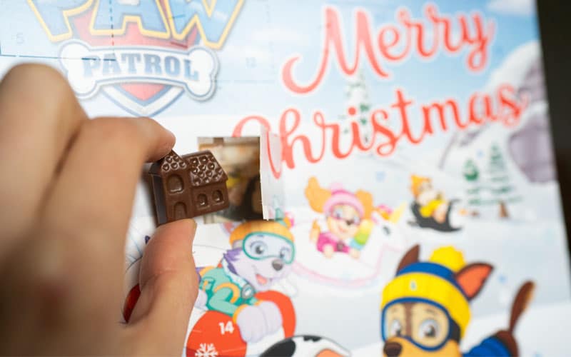 Adventskalender mit Schokolade für Kinder